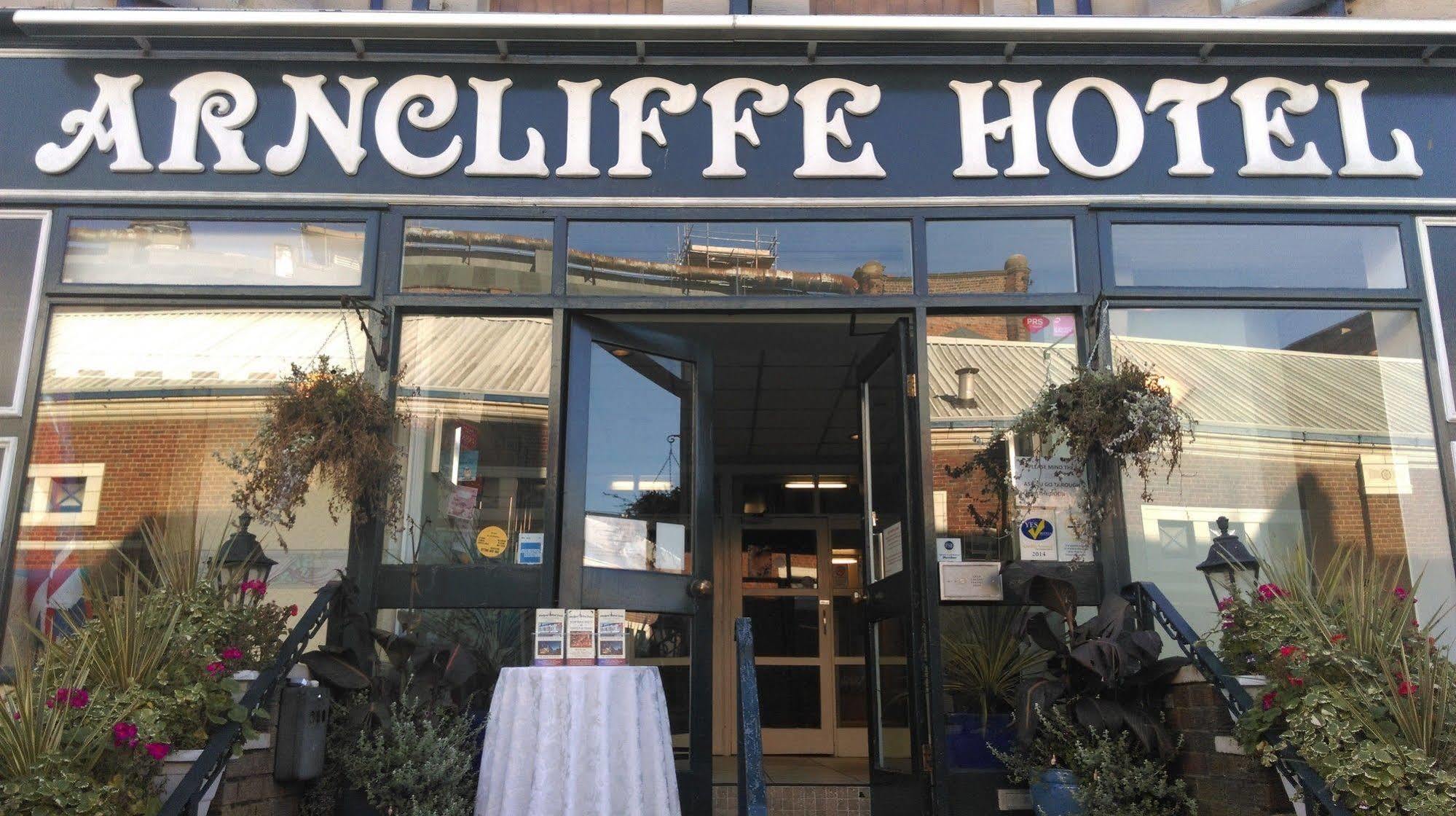 Arncliffe Lodge Blackpool Bagian luar foto